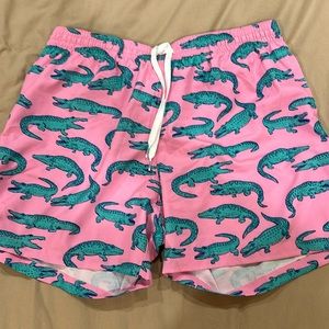 Chubbies Bathing Suit Men’s (swim trunks). XXL. 5.5” inseam. With liner.